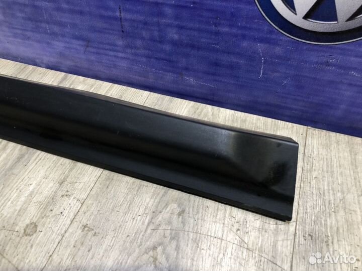Накладка молдинг двери nissan pathfinder R52 Лев
