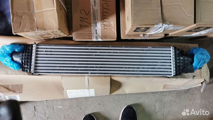 Новый интеркулер hella behr audi a4, a5, a6, q5