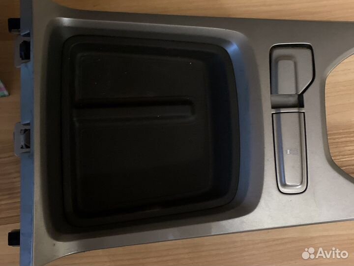 Накладка центральной консоли от Chevrolet camaro