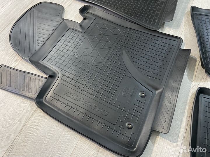 Оригинальные резиновые ковры Kia Sorento 2