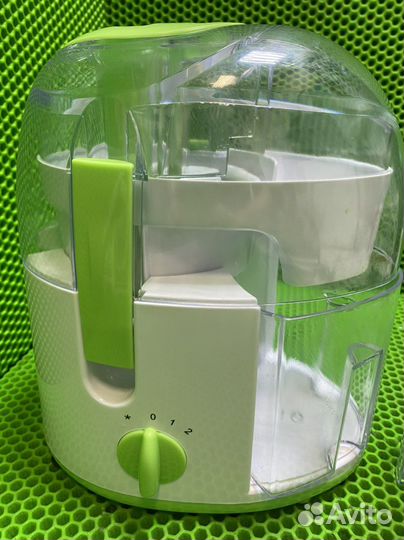 Соковыжималка комбинированная CB-J322