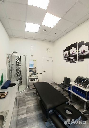 Массажист-эстетист