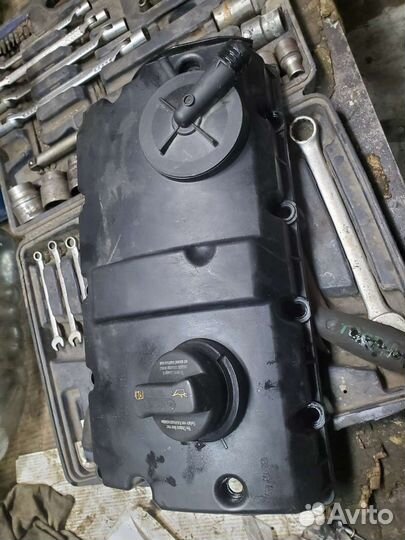 Клапанная крышка Vag