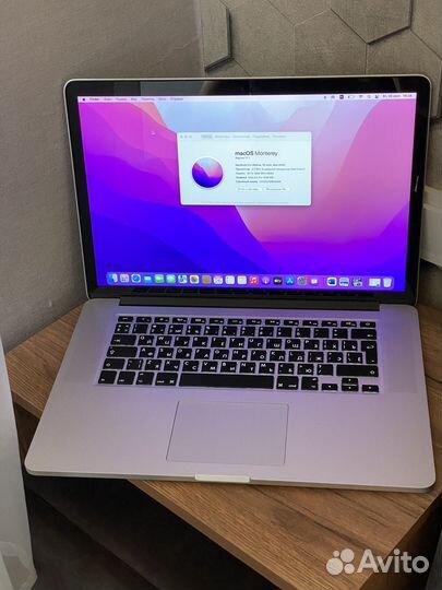 Macbook pro 15 mid 2015 i7 16/256