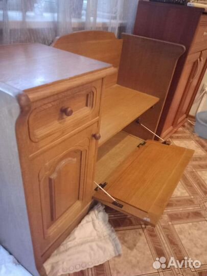 Банкетка из натурального дерева в прихожую бу