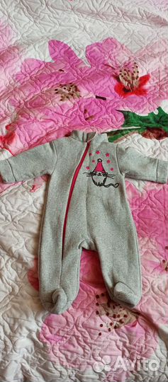 Продам детские вещи