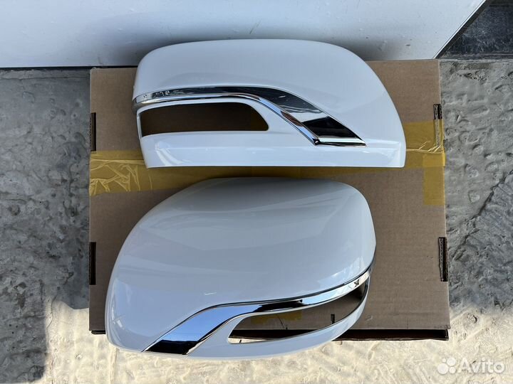 Крышки зеркал Land Cruiser 200 Executive