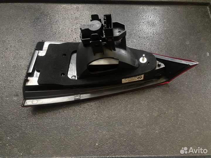 Фонарь в крышку багажника BMW X1 E84 левый