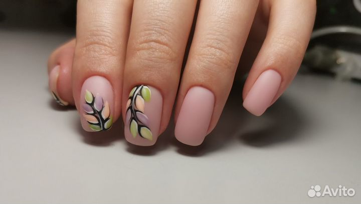 Маникюр, гель-лак