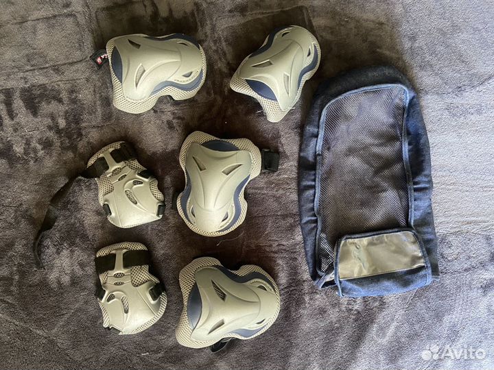 Набор налокотников с чехлом