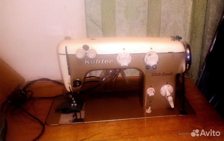 Швейная машина