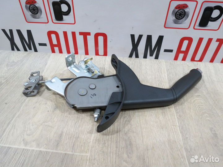 Рычаг стояночного тормоза ручник Kia Rio 3