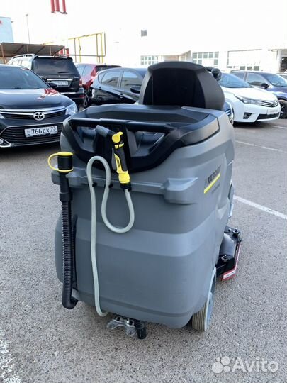 Поломоечная машина Karcher B150, D90