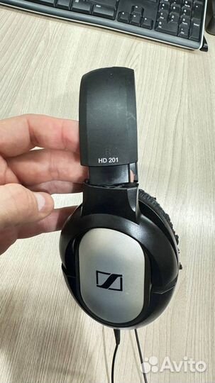 Наушники Sennheiser HD 201