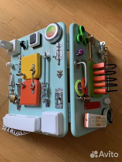 Бизиборд двусторонний для ребенка