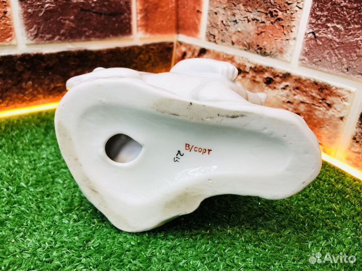 Z.12768 Статуэтка лфз мальчик с собакой