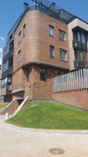 3-к. квартира, 66 м², 1/4 эт.