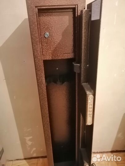 Продам сейф