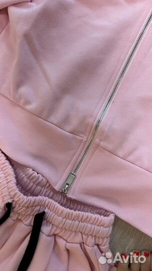 Спортивный костюм женский