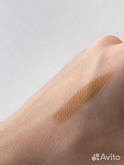 Тональный крем Clinique Even Better