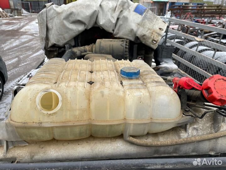 Бачок расширительный Volvo FH 4 2015 22430043