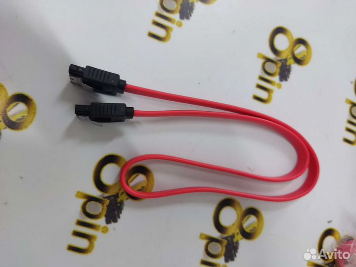 Кабель SATA с защелками
