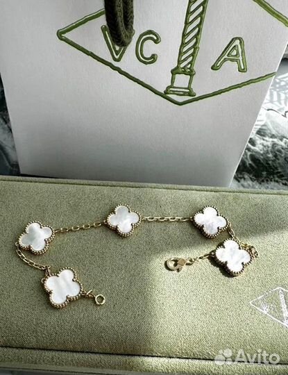 Искусство и стиль: браслет Van Cleef с перламутром