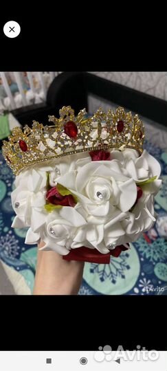 Платье на никах