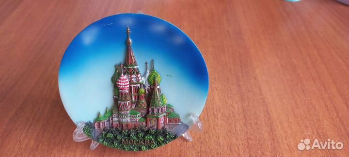 Сувенирные тарелки