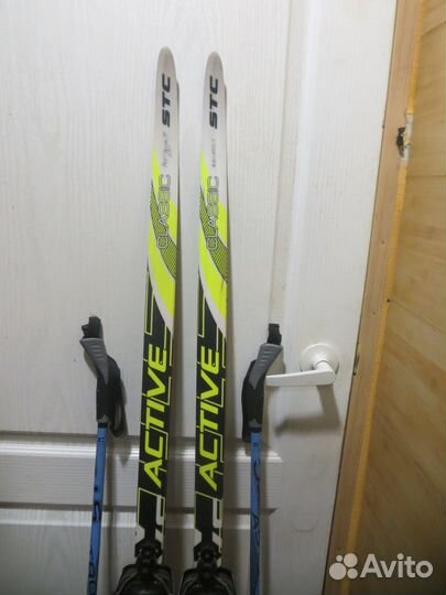 Ботинки и лыжи беговые