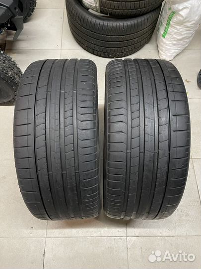 Pirelli P Zero PZ4 275/35 R21 и 315/30 R21 103Y