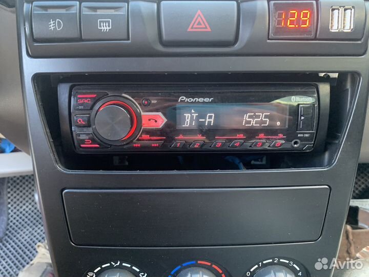 Автомагнитола Pioneer MVH-29BT