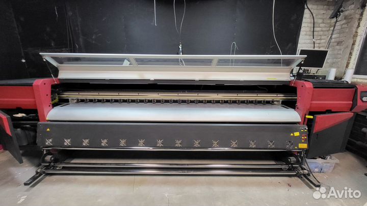 Широкоформатный принтер 3.2 м