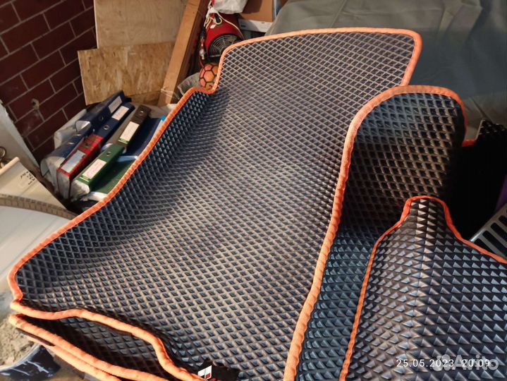 Автомобильные коврики eva