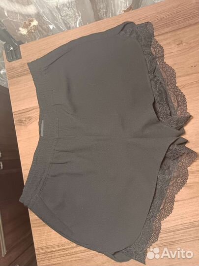 Шорты женские