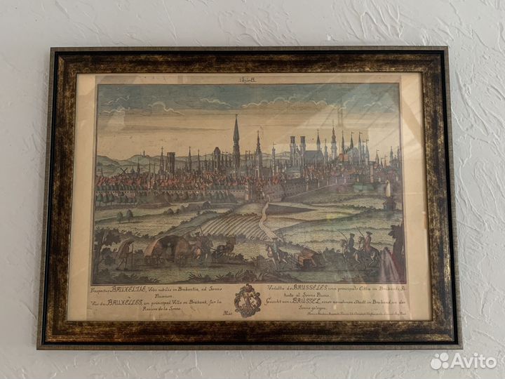 Старинная гравюра в багете