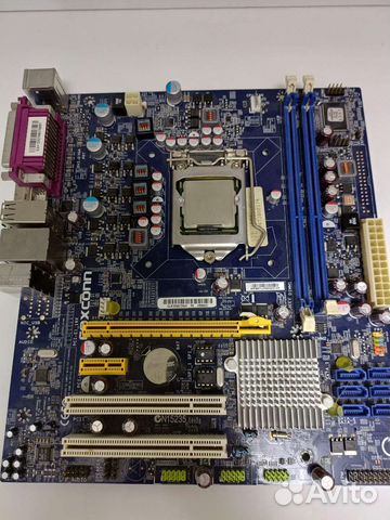 Материнская плата с процессором