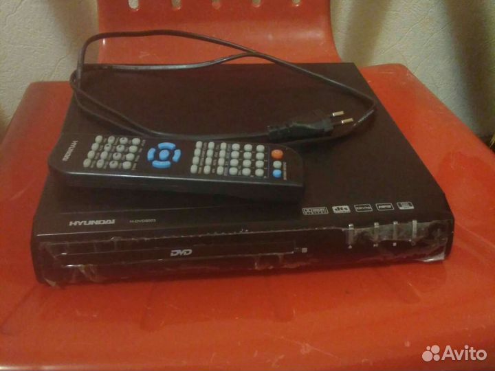 DVD плеер hyundai H-DVD5003