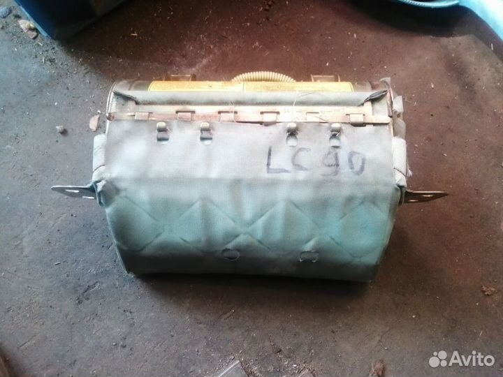 Подушка безопасности пассажира Toyota LC Prado 90