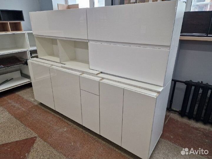 Кухонный гарнитур новый