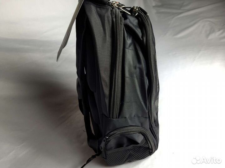 Рюкзак детский, очень качественный с наушниками