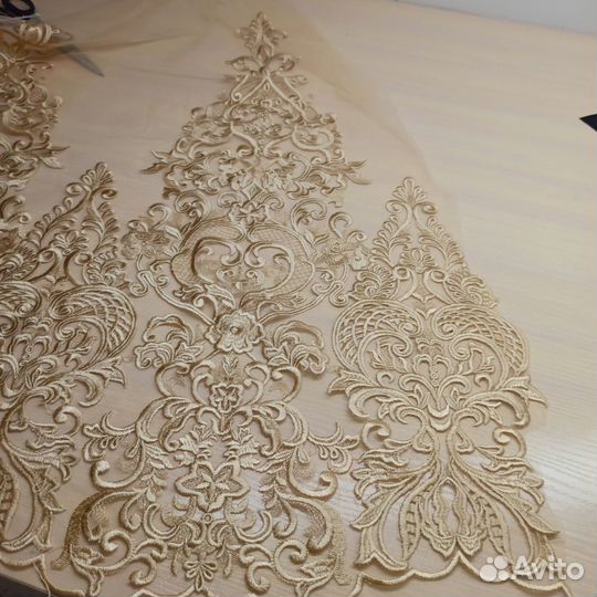 Ткань кружево вышивка на сетке