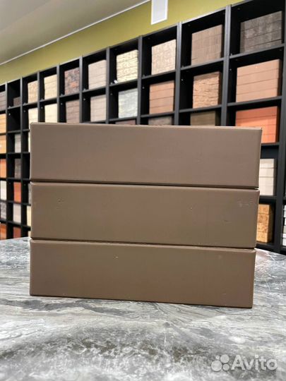 Кирпич лицевой темно-коричневый дерево завода жкз