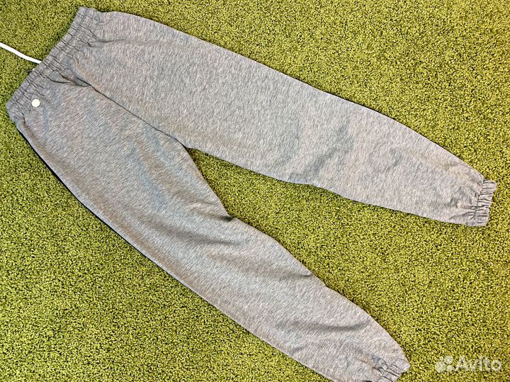 Костюм женский / Hilfiger / Спортивный костюм