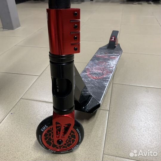 Самокат трюковой KMS SK-405