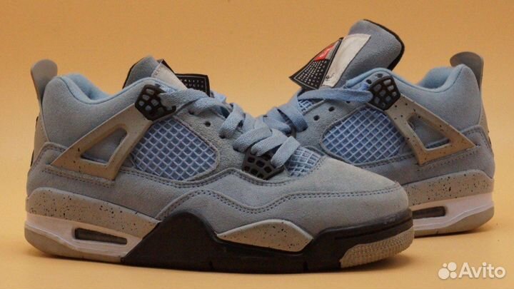 Nike air Jordan 4 university blue