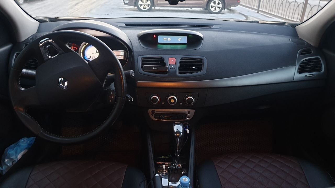 Renault Fluence: фото владельца