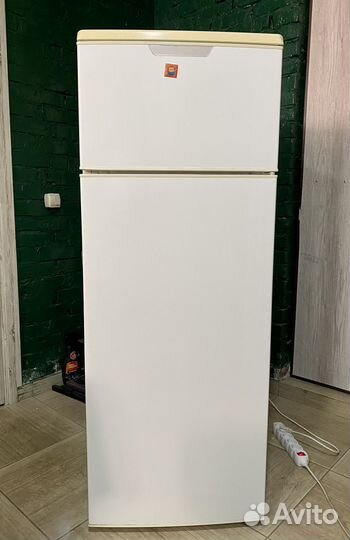 Холодильник 144см+доставка