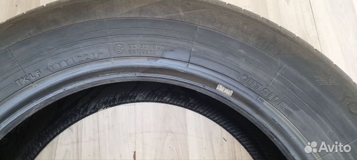 Yokohama BluEarth AE50 215/65 R17 99V