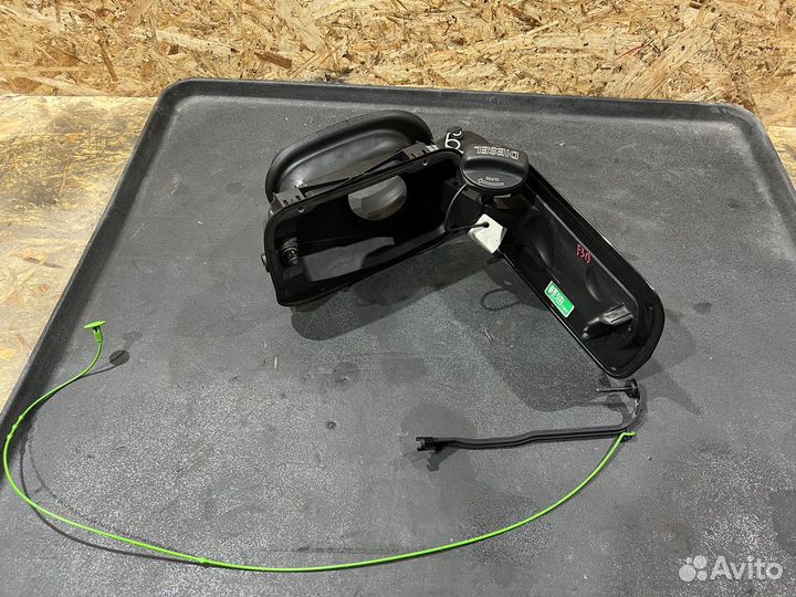 Лючок топливного бака BMW F30 F31 F35 F80